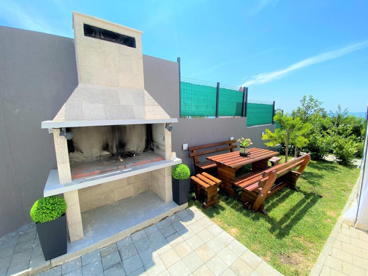 Lux Apartment Sea Shell With Jacuzzi Makarska Zewnętrze zdjęcie