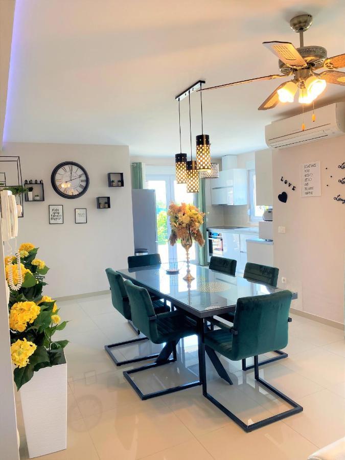 Lux Apartment Sea Shell With Jacuzzi Makarska Zewnętrze zdjęcie