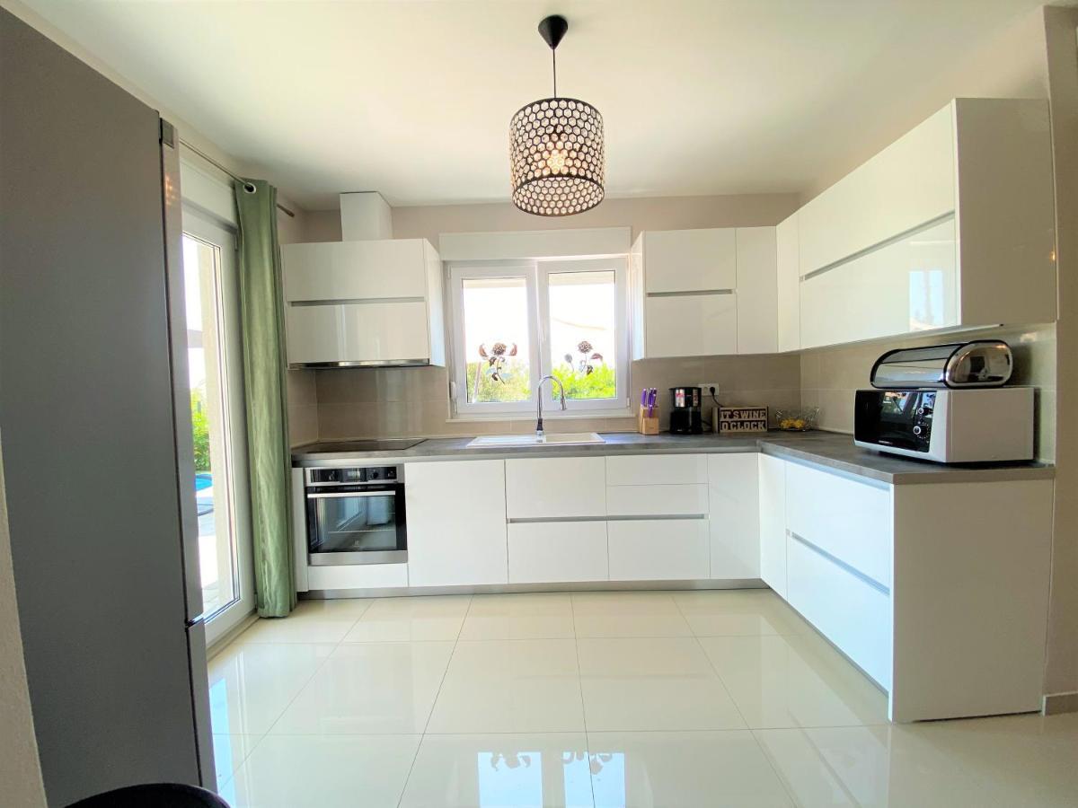 Lux Apartment Sea Shell With Jacuzzi Makarska Zewnętrze zdjęcie