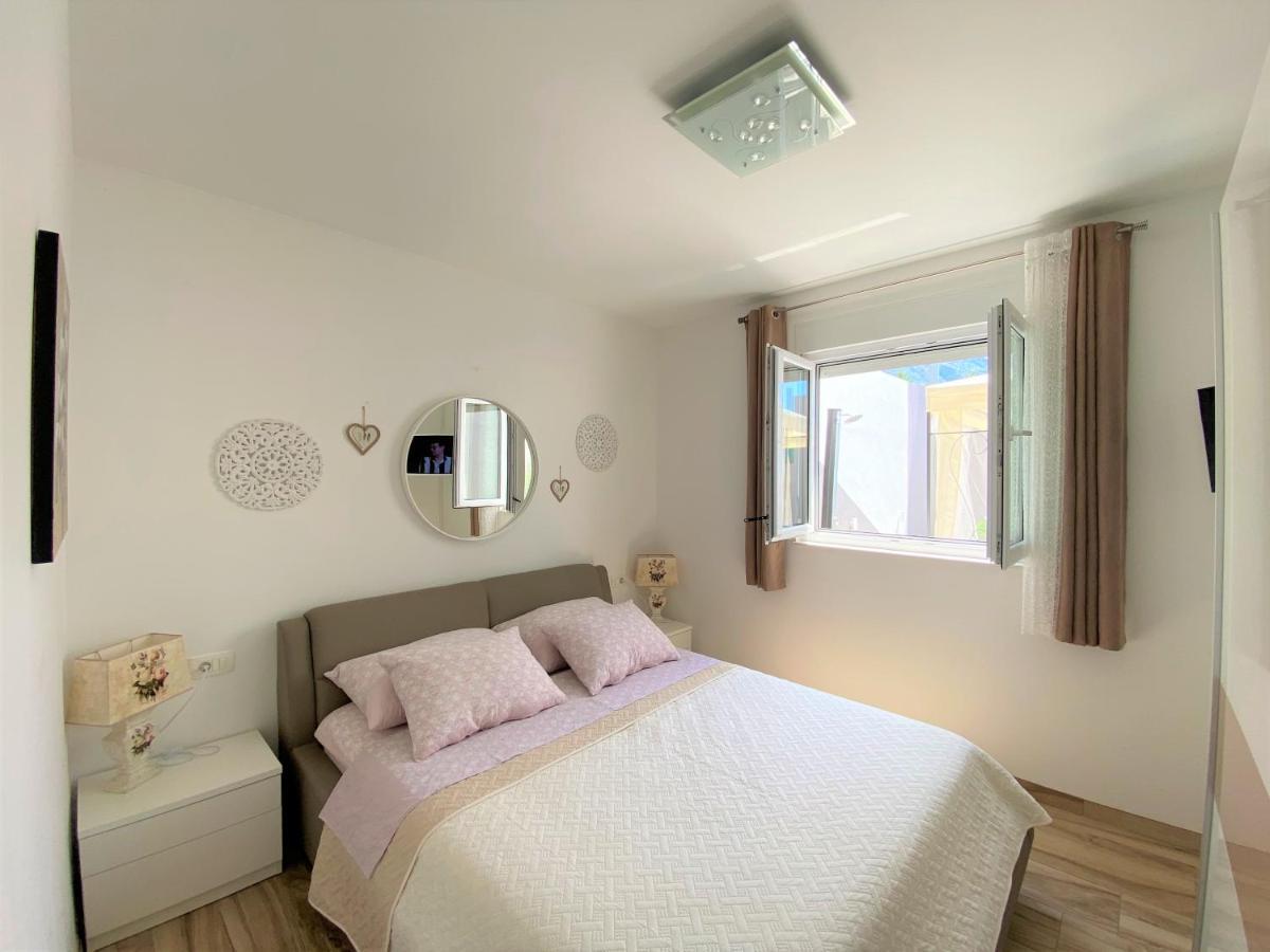 Lux Apartment Sea Shell With Jacuzzi Makarska Zewnętrze zdjęcie