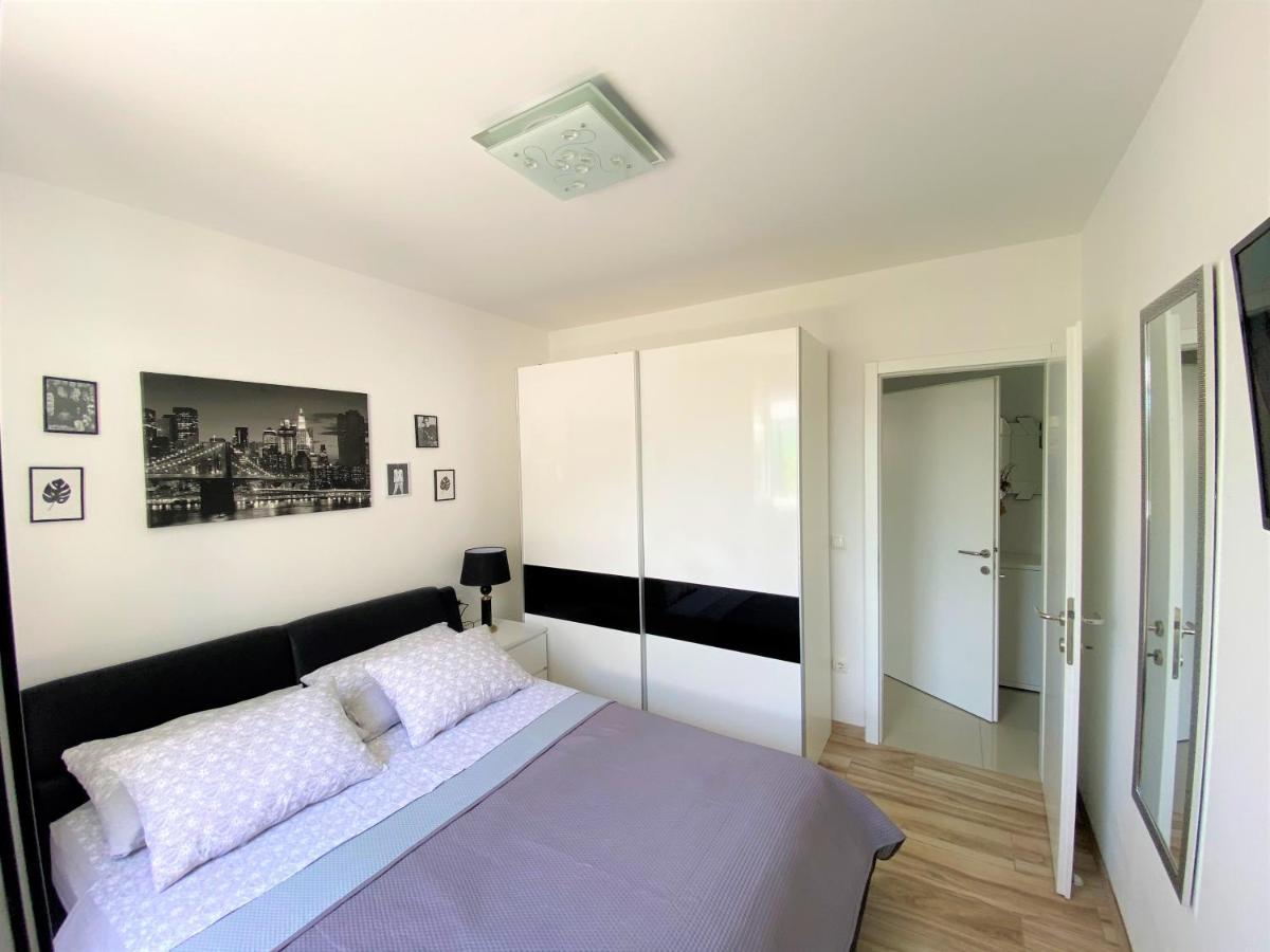 Lux Apartment Sea Shell With Jacuzzi Makarska Zewnętrze zdjęcie
