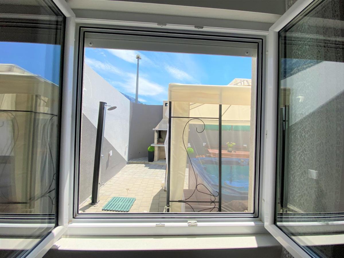 Lux Apartment Sea Shell With Jacuzzi Makarska Zewnętrze zdjęcie